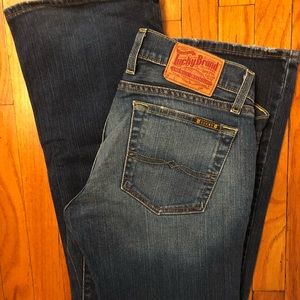 Lucky brand low rise Maggie jeans size 28
